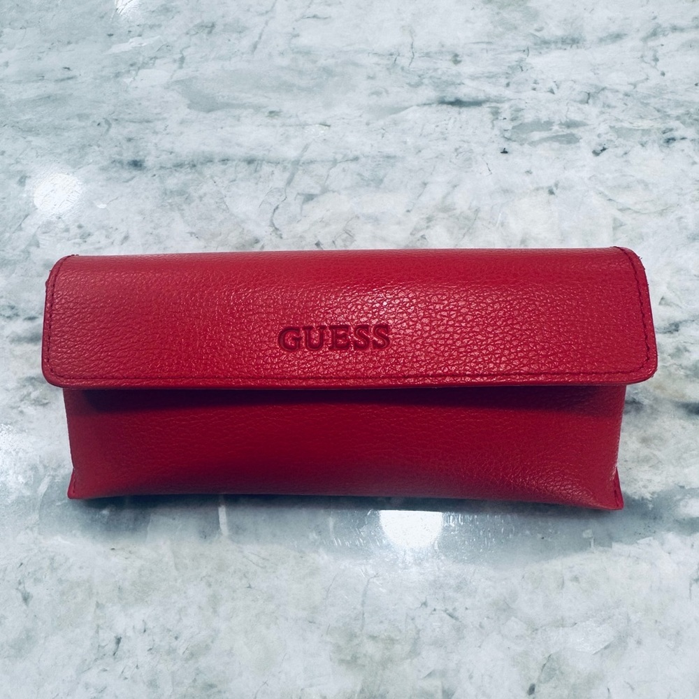 💜3/$30 Guess Vibrant Red Glasses/Sunglasses Case Faux Leather